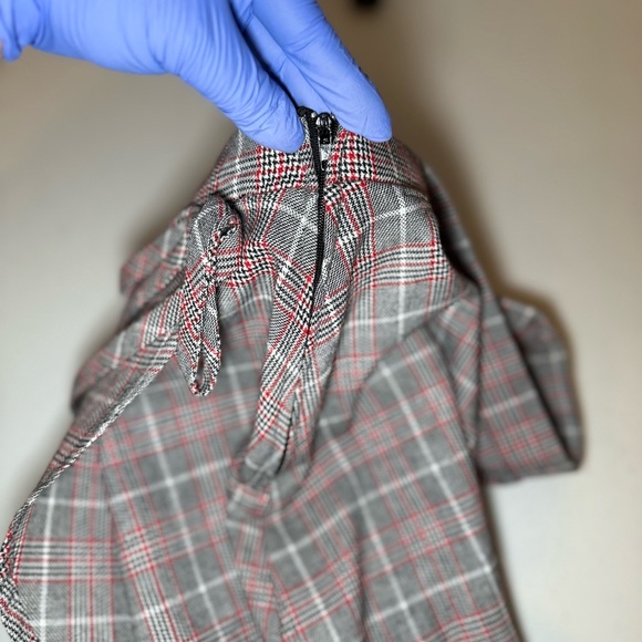 Style Rack Gray Red Mini Wrap Skort - Picture 4 of 8